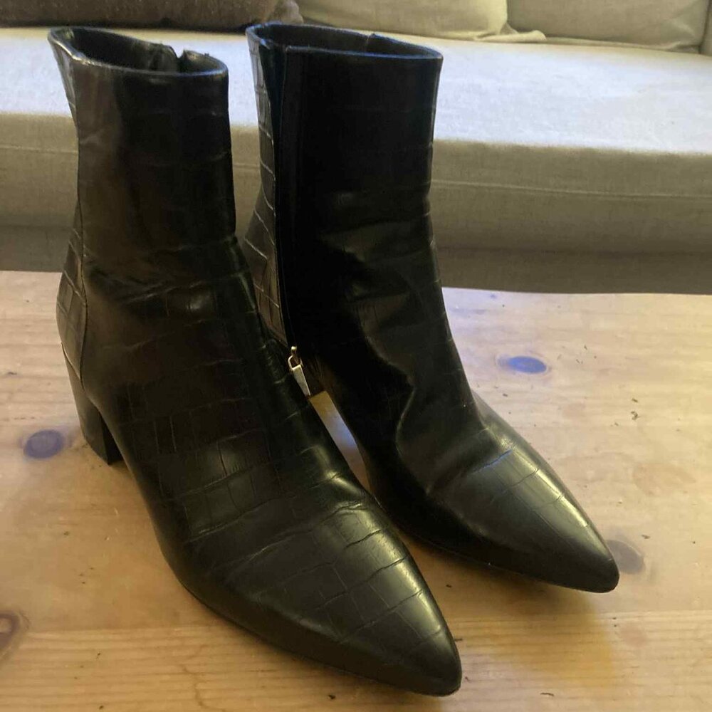 Thursday black Luna pointed toe boots